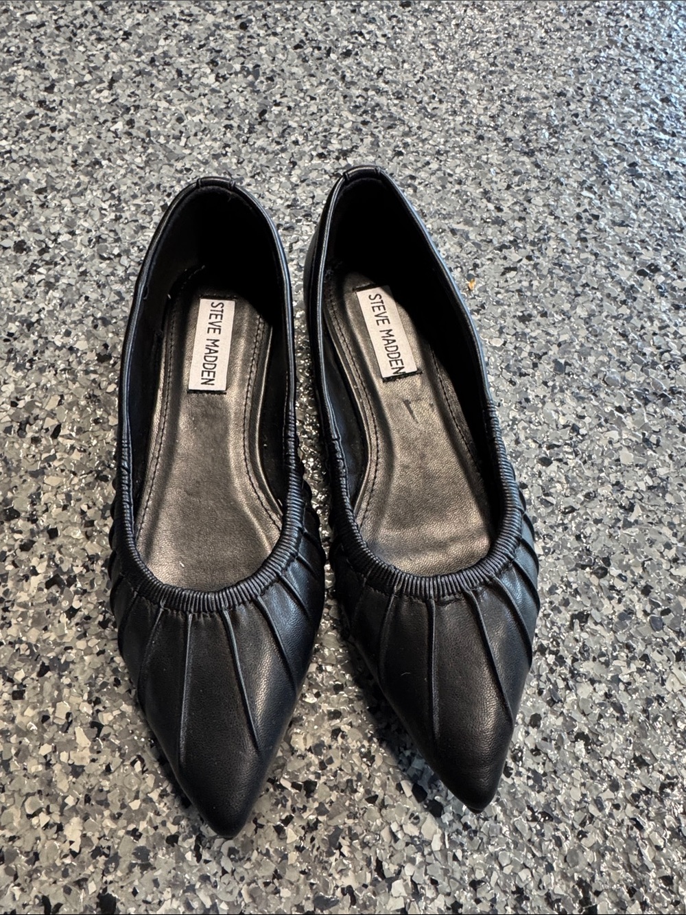 Steve Madden Black Pointed Ruched Ballet Flats